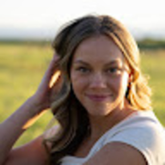 Meet your Posher, Paige - Picture 1 of 1